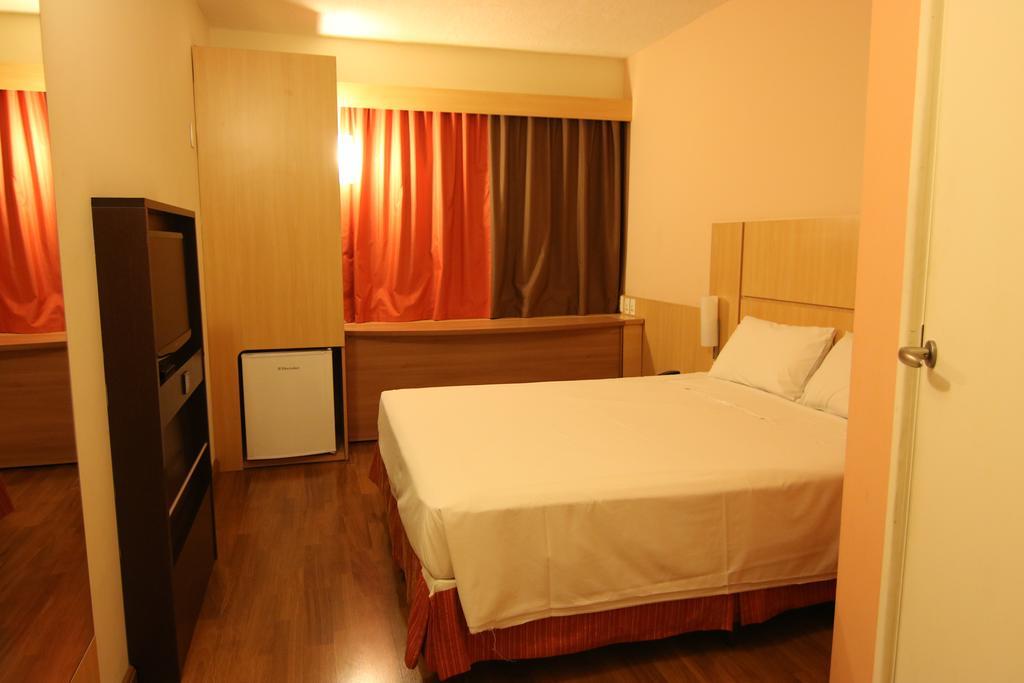 Samba Itaborai Hotel Exterior photo